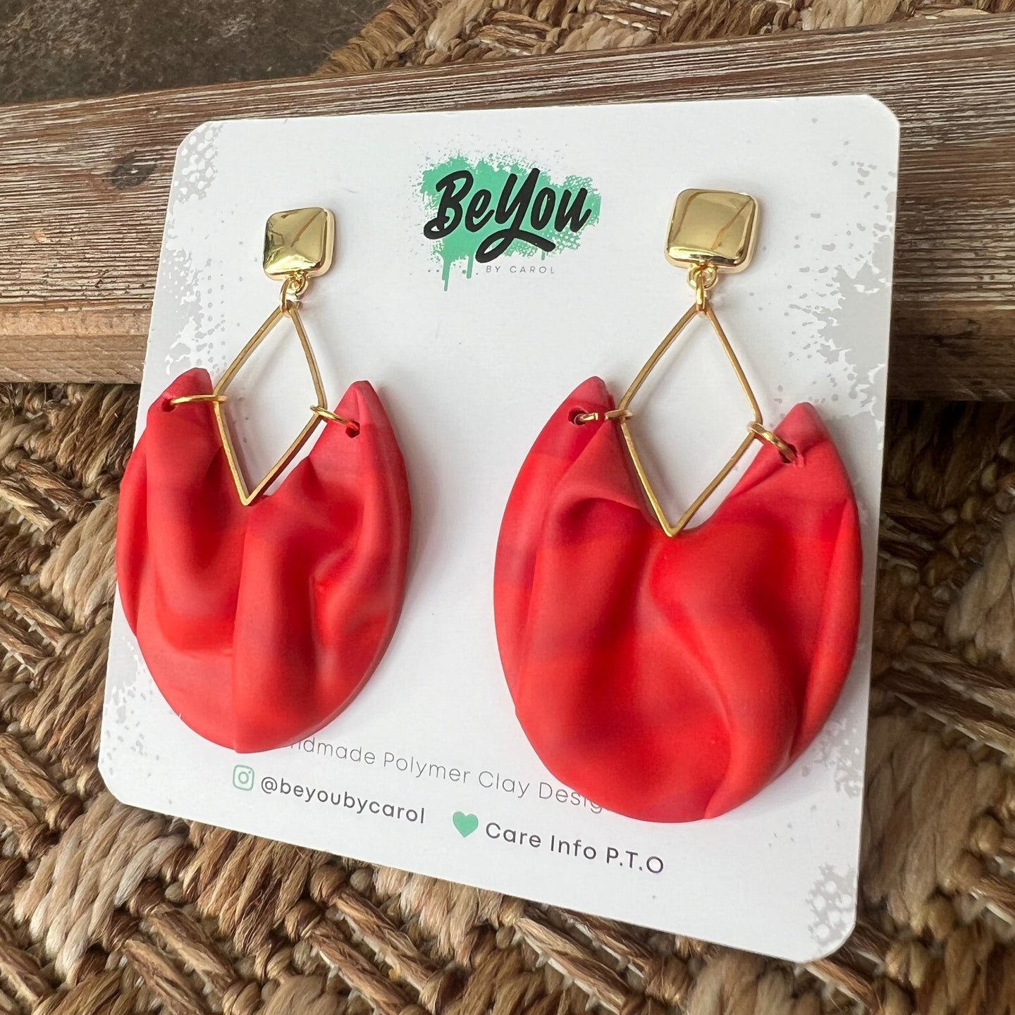 EARRING