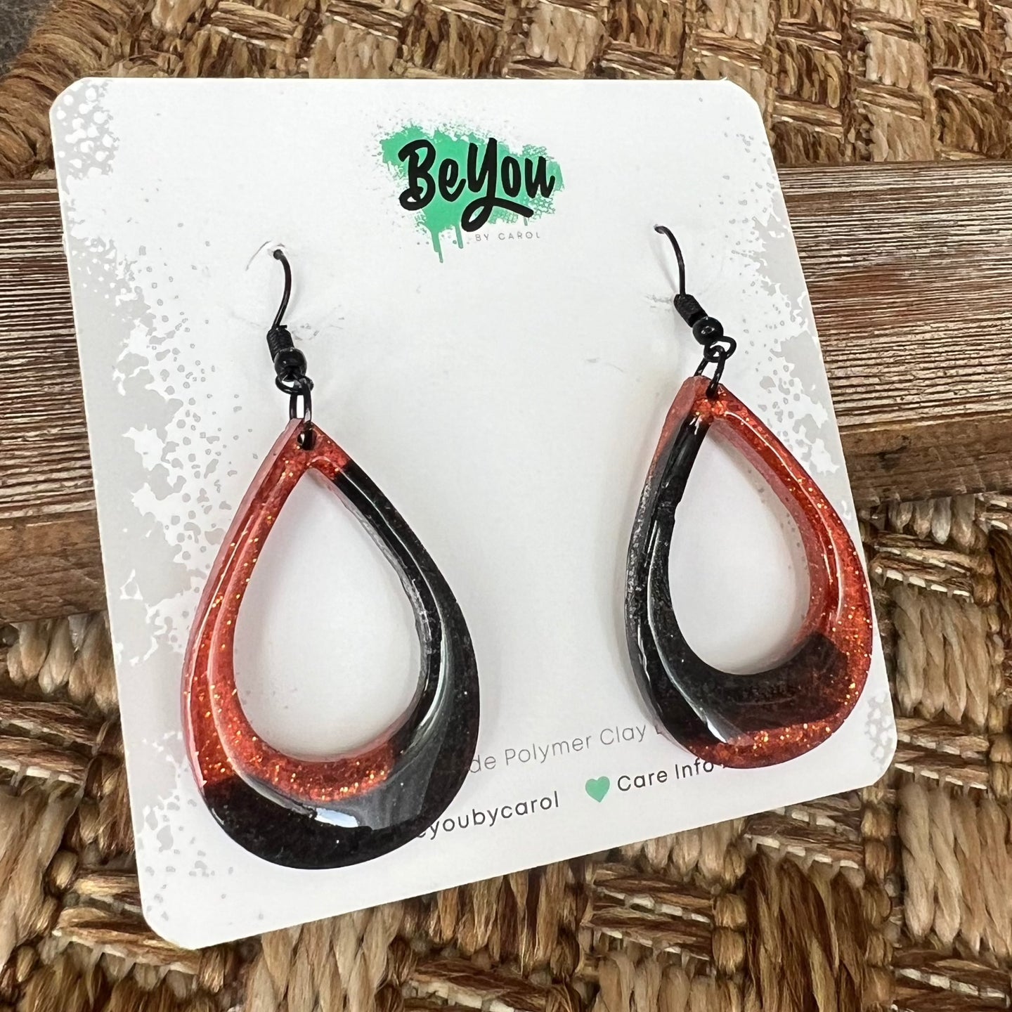 EARRING